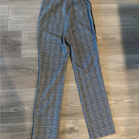 Bailey 44 Black and White Plaid Cropped Pants from Revolve - Picture 5 of 6